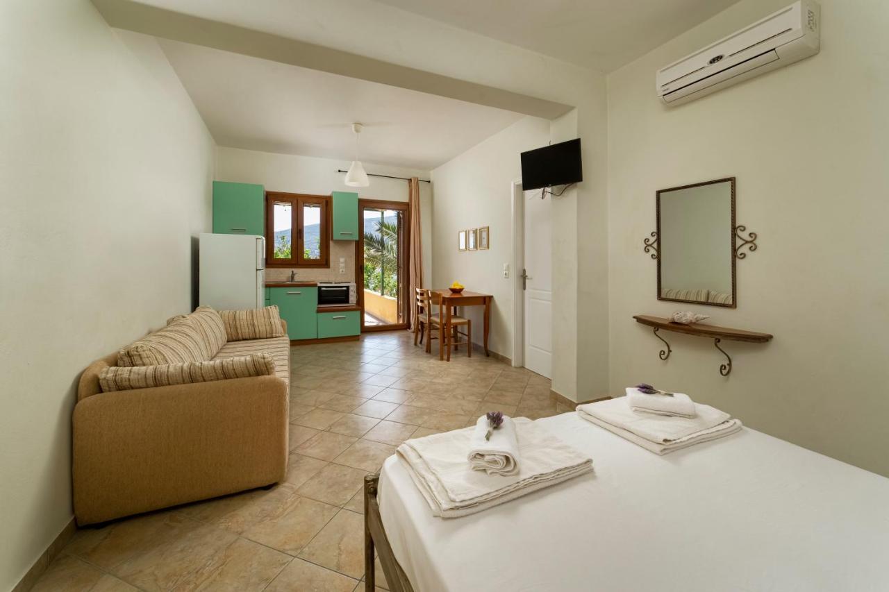 Spertos Apartments Ormos  Luaran gambar