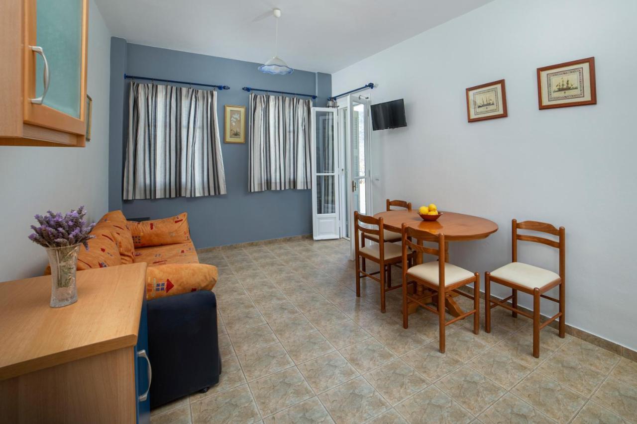Spertos Apartments Ormos  Luaran gambar